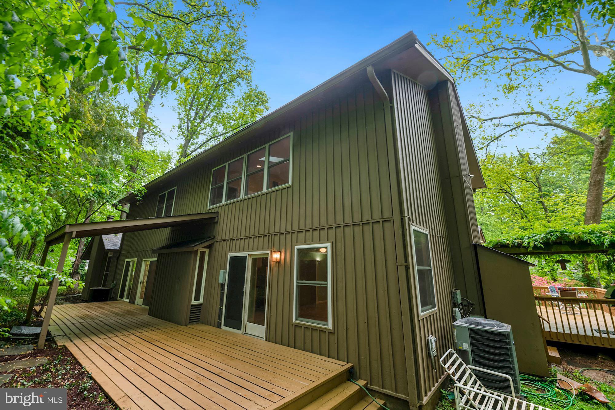 TIMBERWOOD OF POTOMAC - Residential