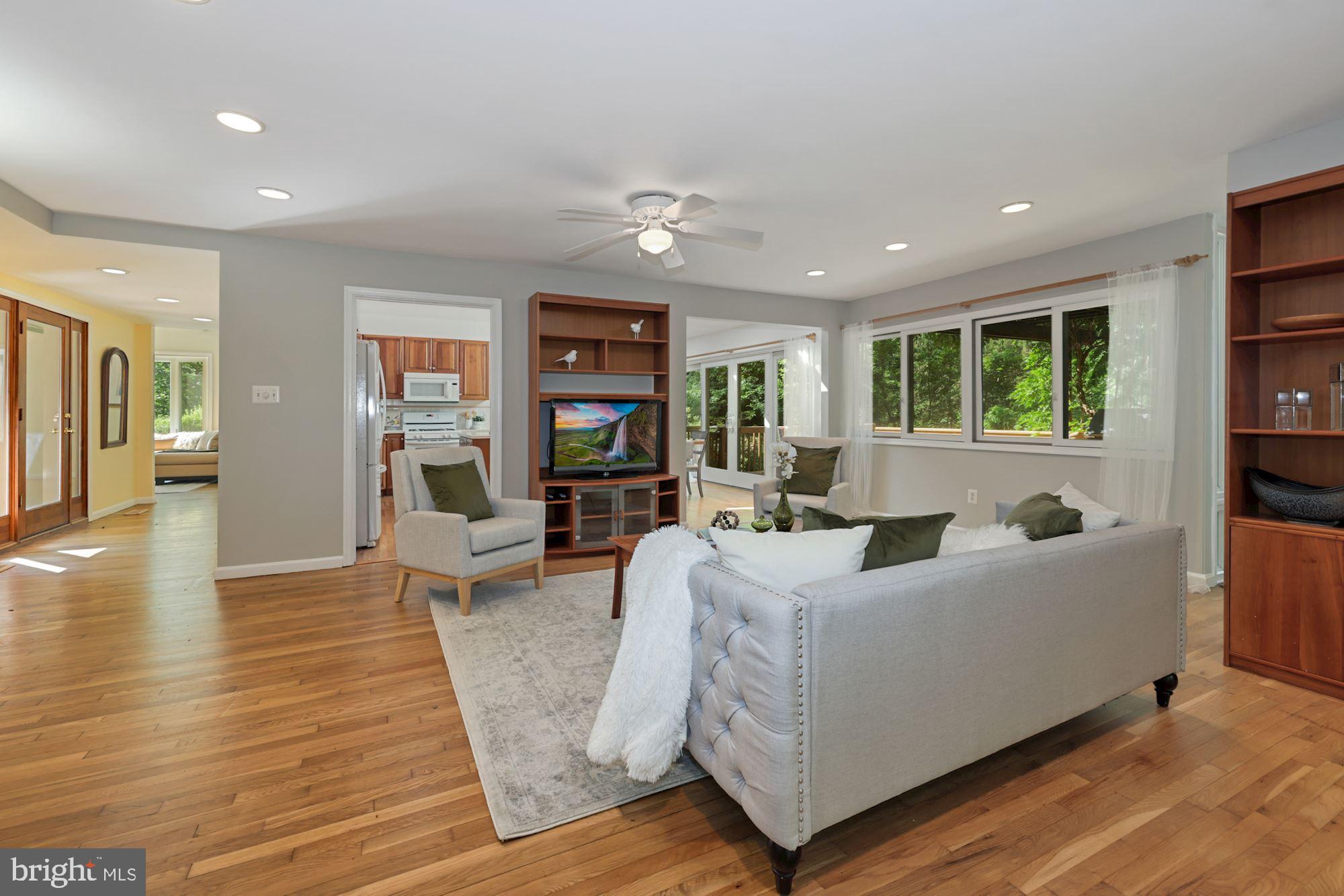 TIMBERWOOD OF POTOMAC - Residential