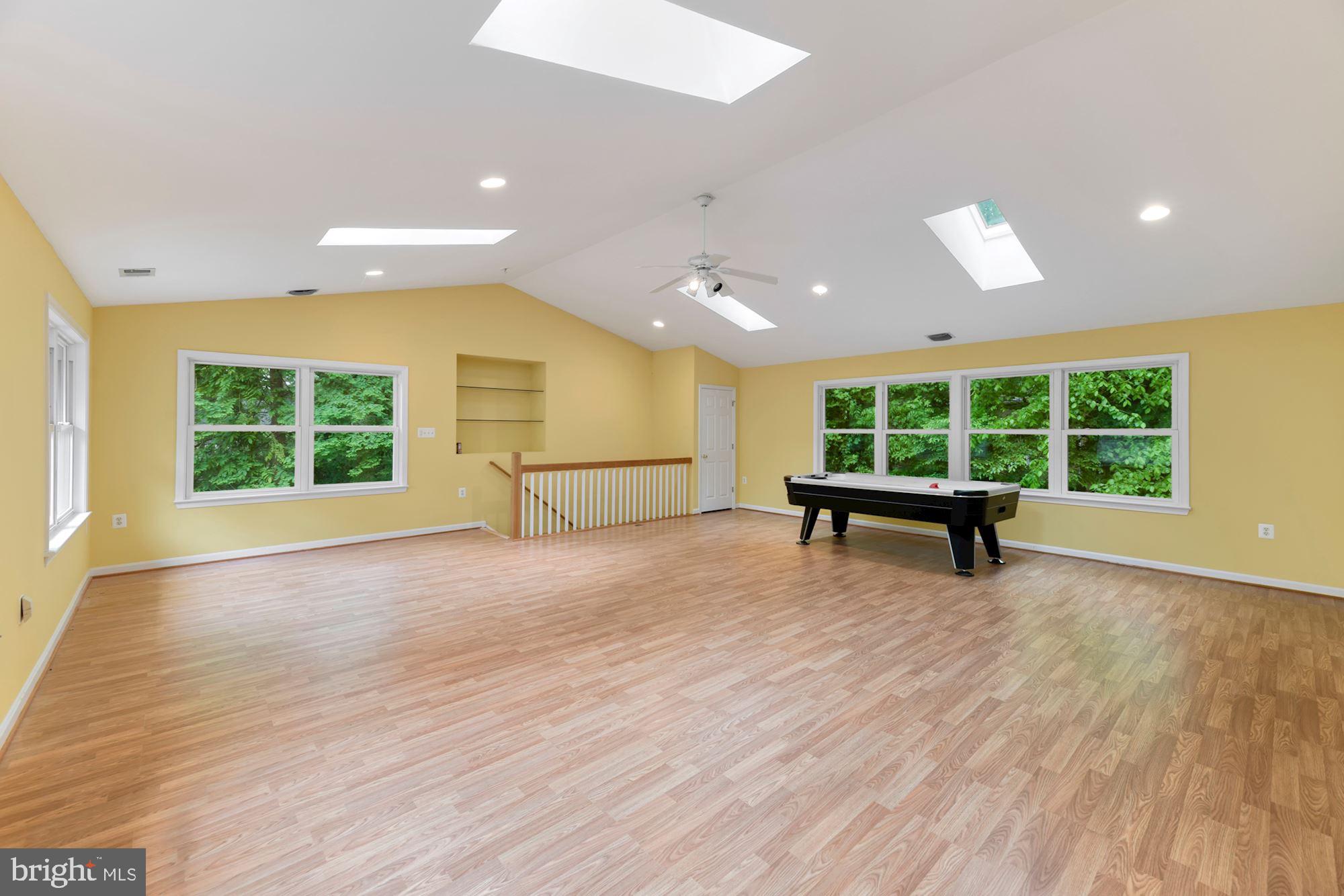 TIMBERWOOD OF POTOMAC - Residential