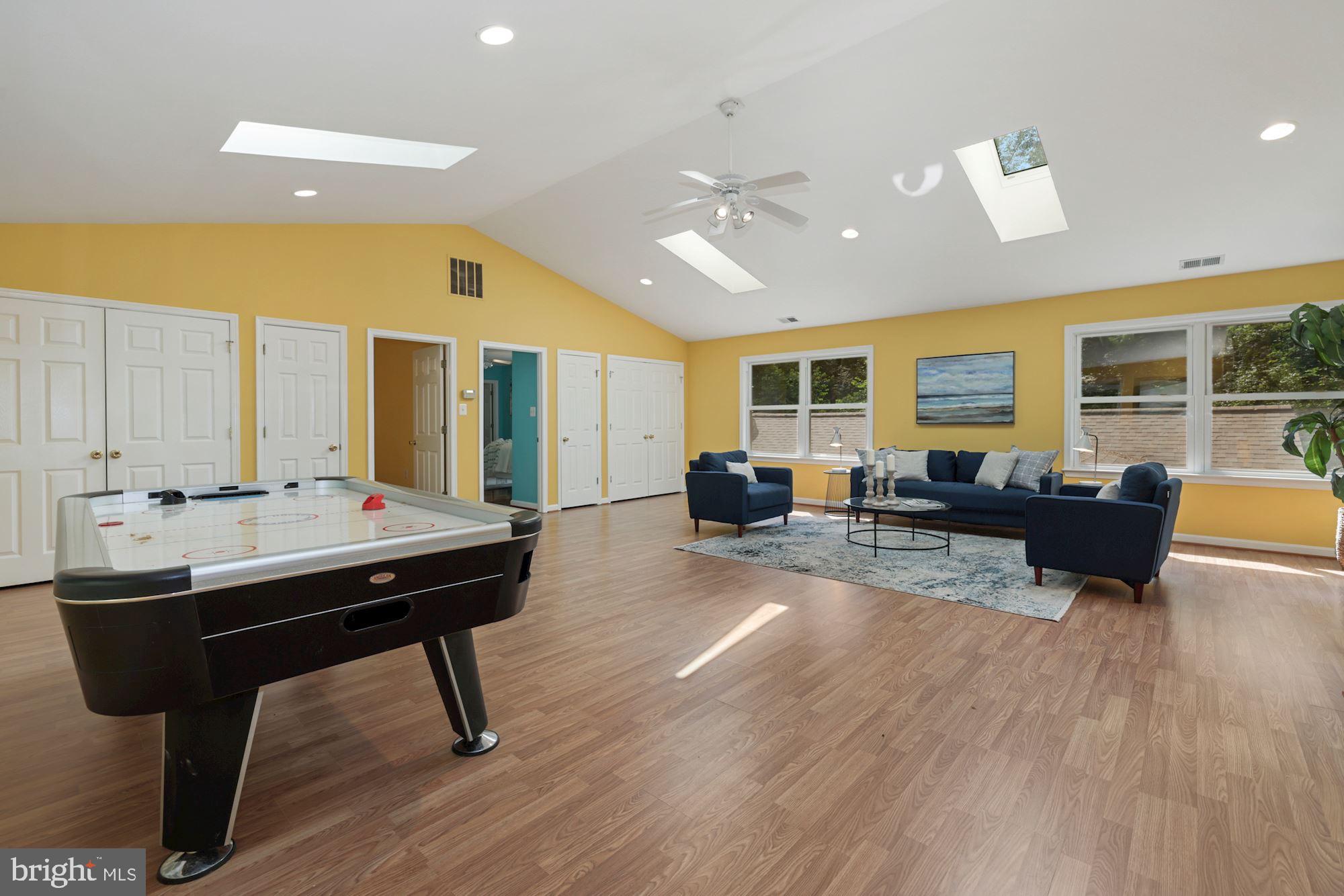 TIMBERWOOD OF POTOMAC - Residential