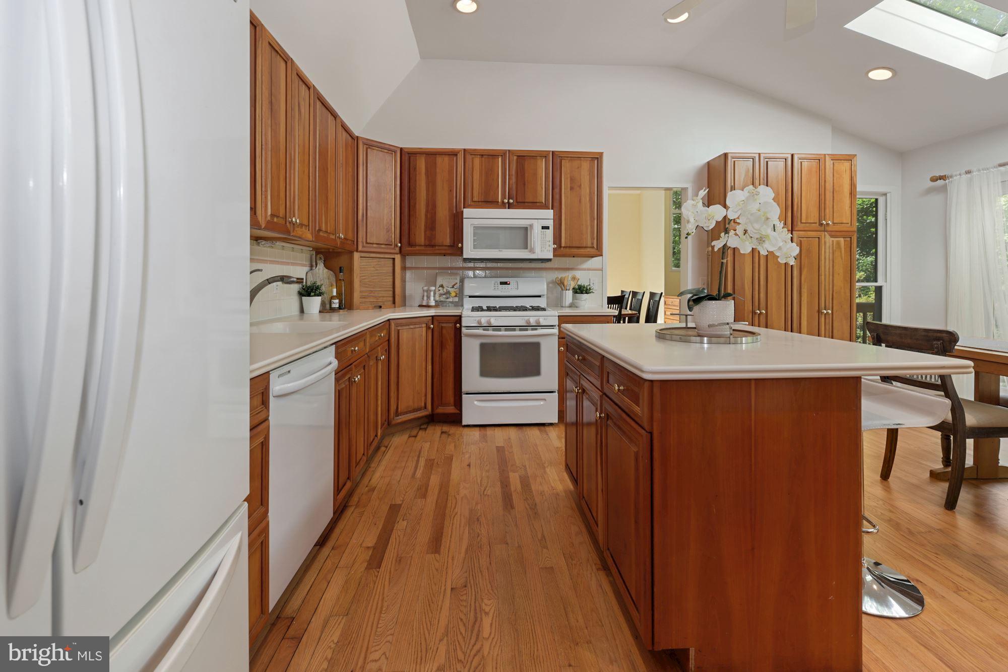 TIMBERWOOD OF POTOMAC - Residential