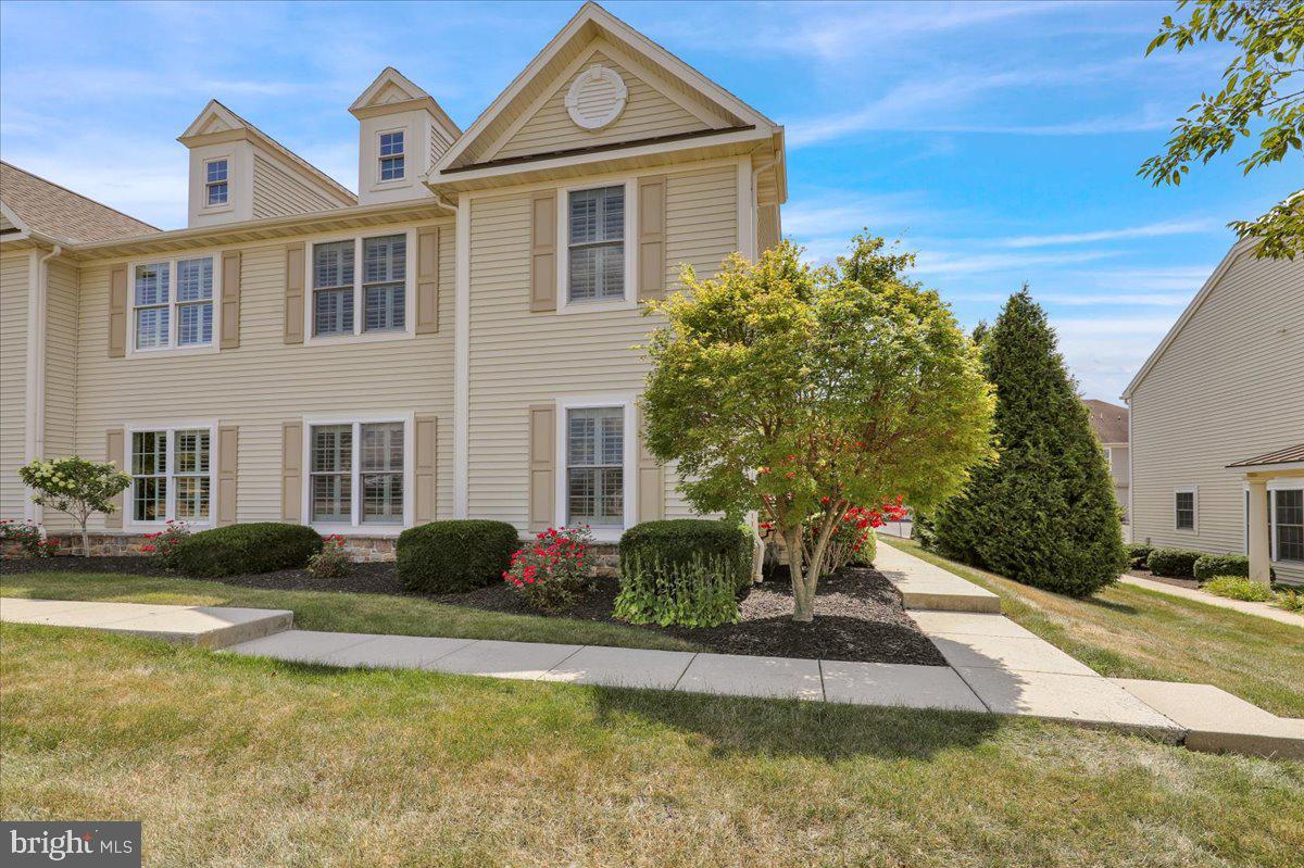 217 SPRINGMONT DRIVE