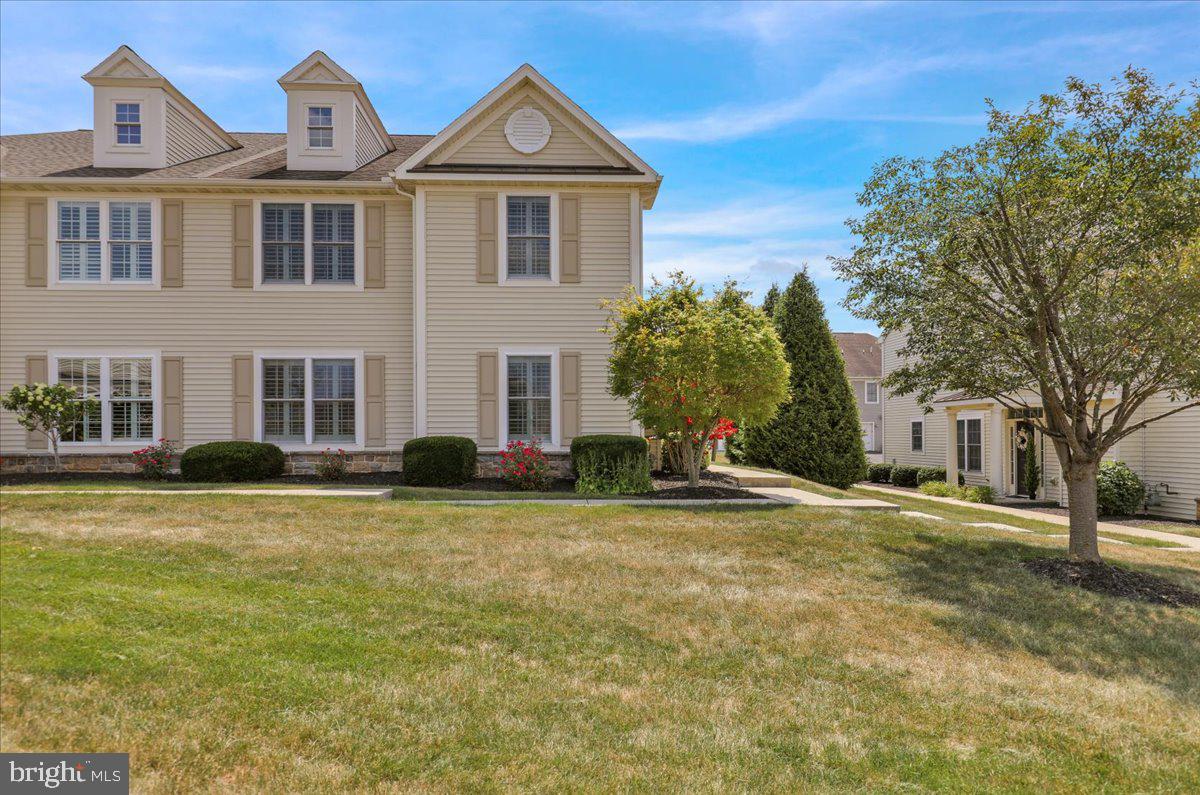217 SPRINGMONT DRIVE