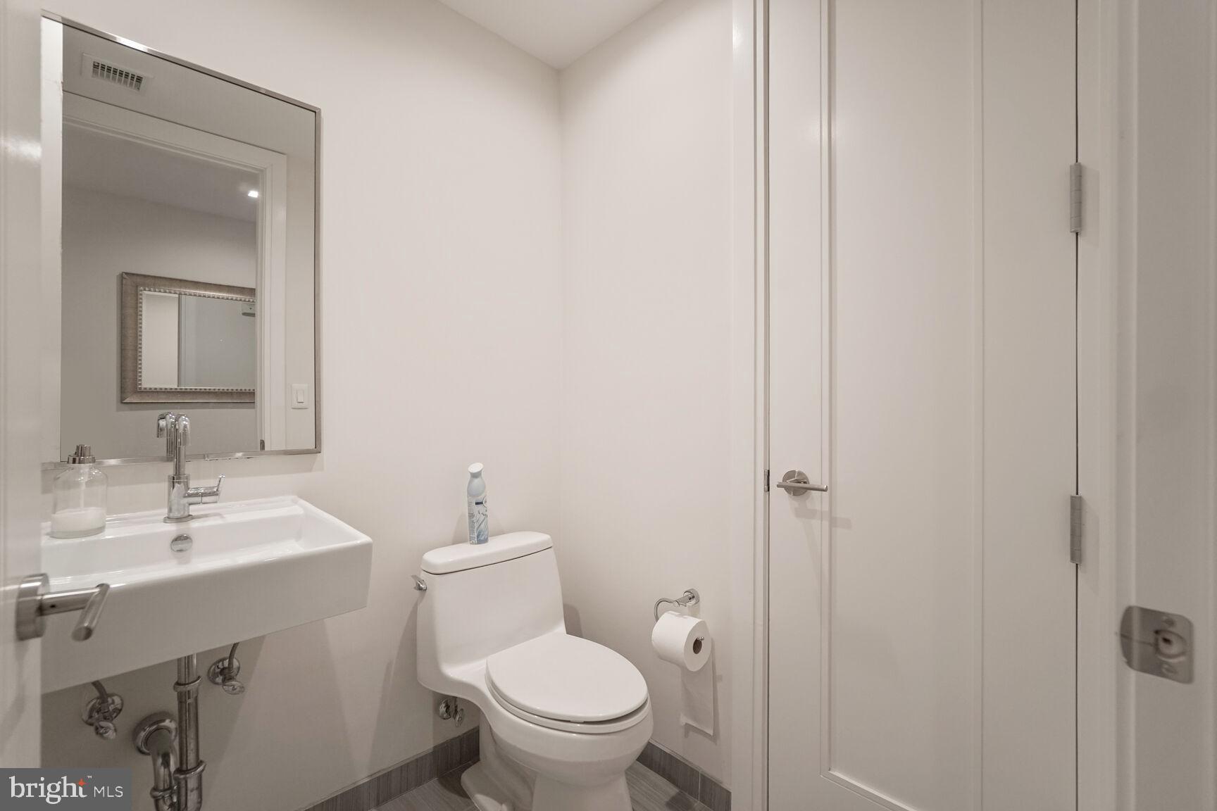 THE LAUREN - Residential