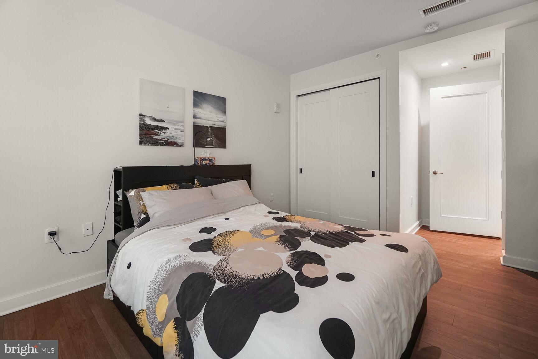 THE LAUREN - Residential