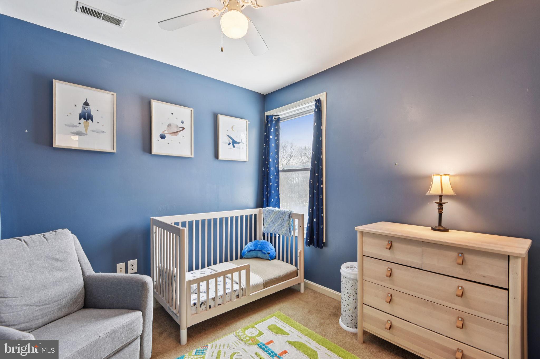 WINDSOR KNOLLS - Residential