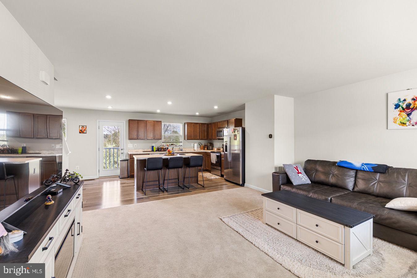 145 DURSLEY CIR