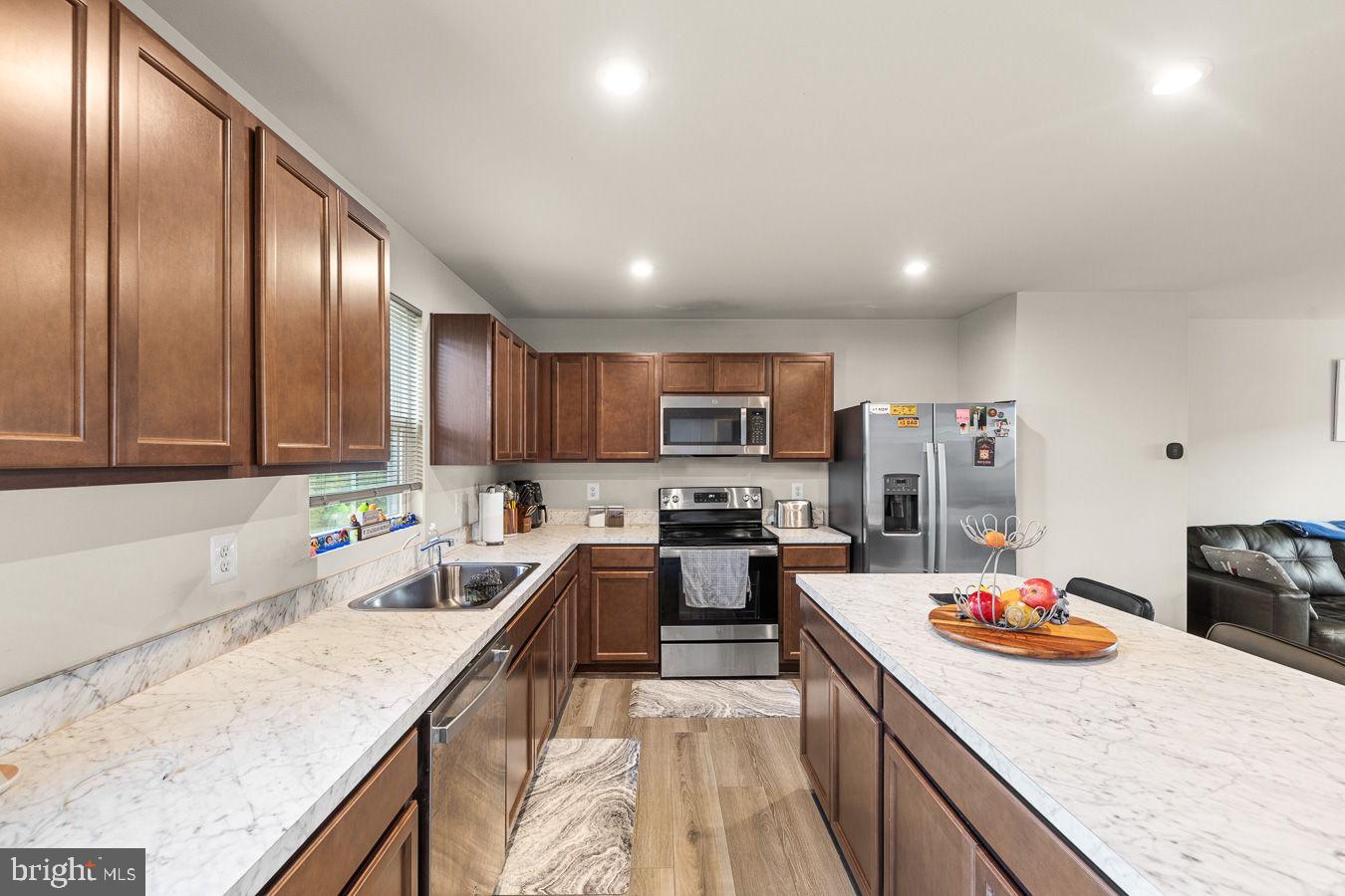 145 DURSLEY CIR