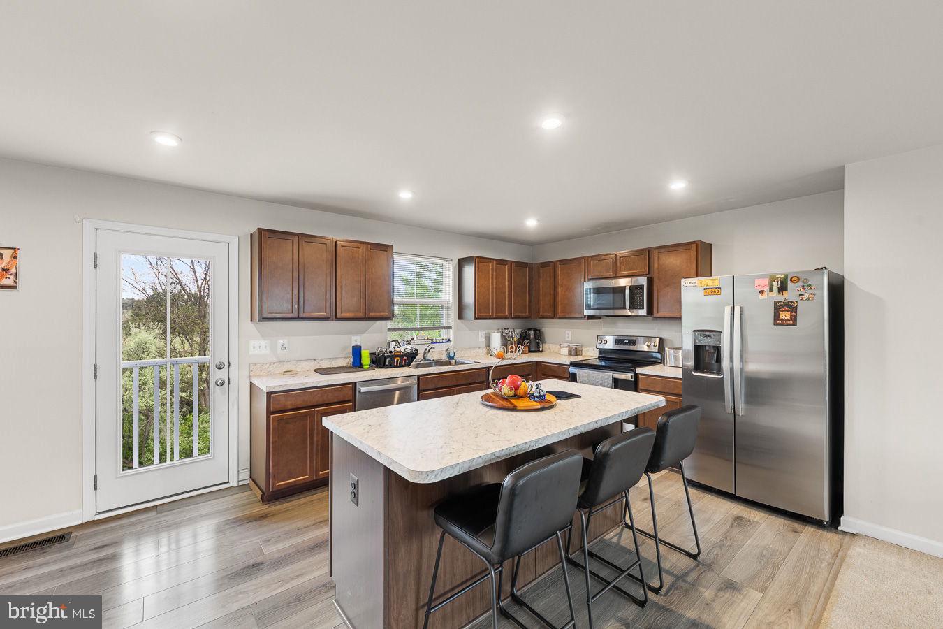 145 DURSLEY CIR