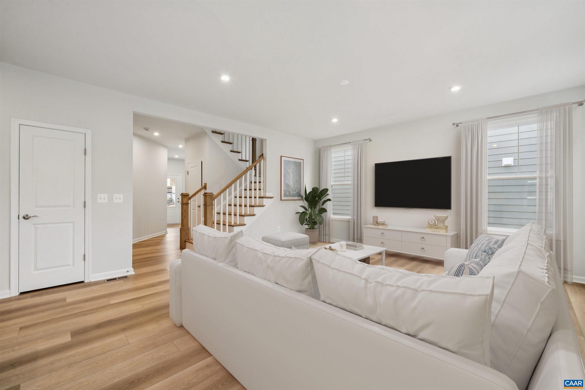 PLEASANT GREEN - Residential