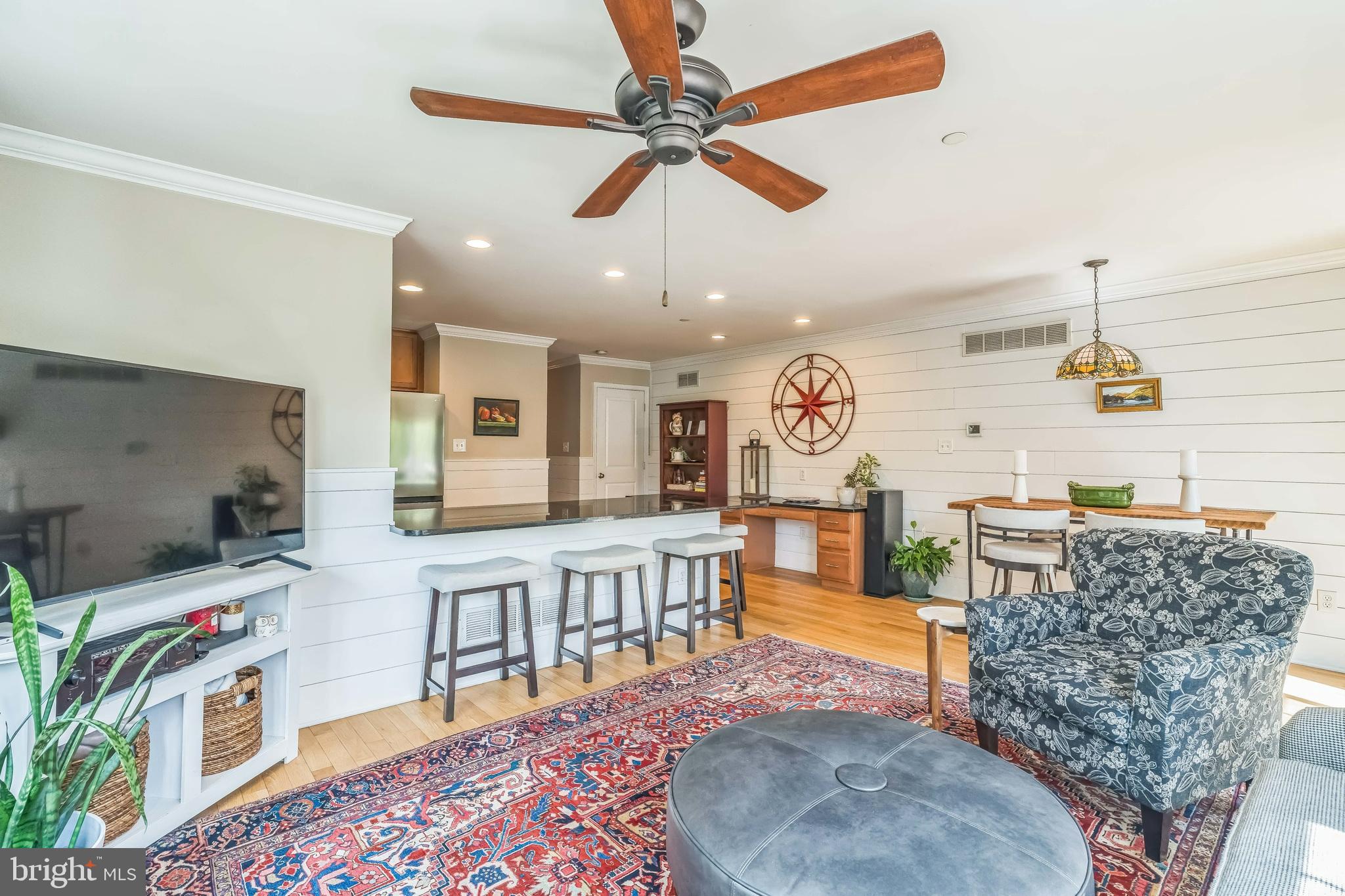 MEADOWBROOK - Residential