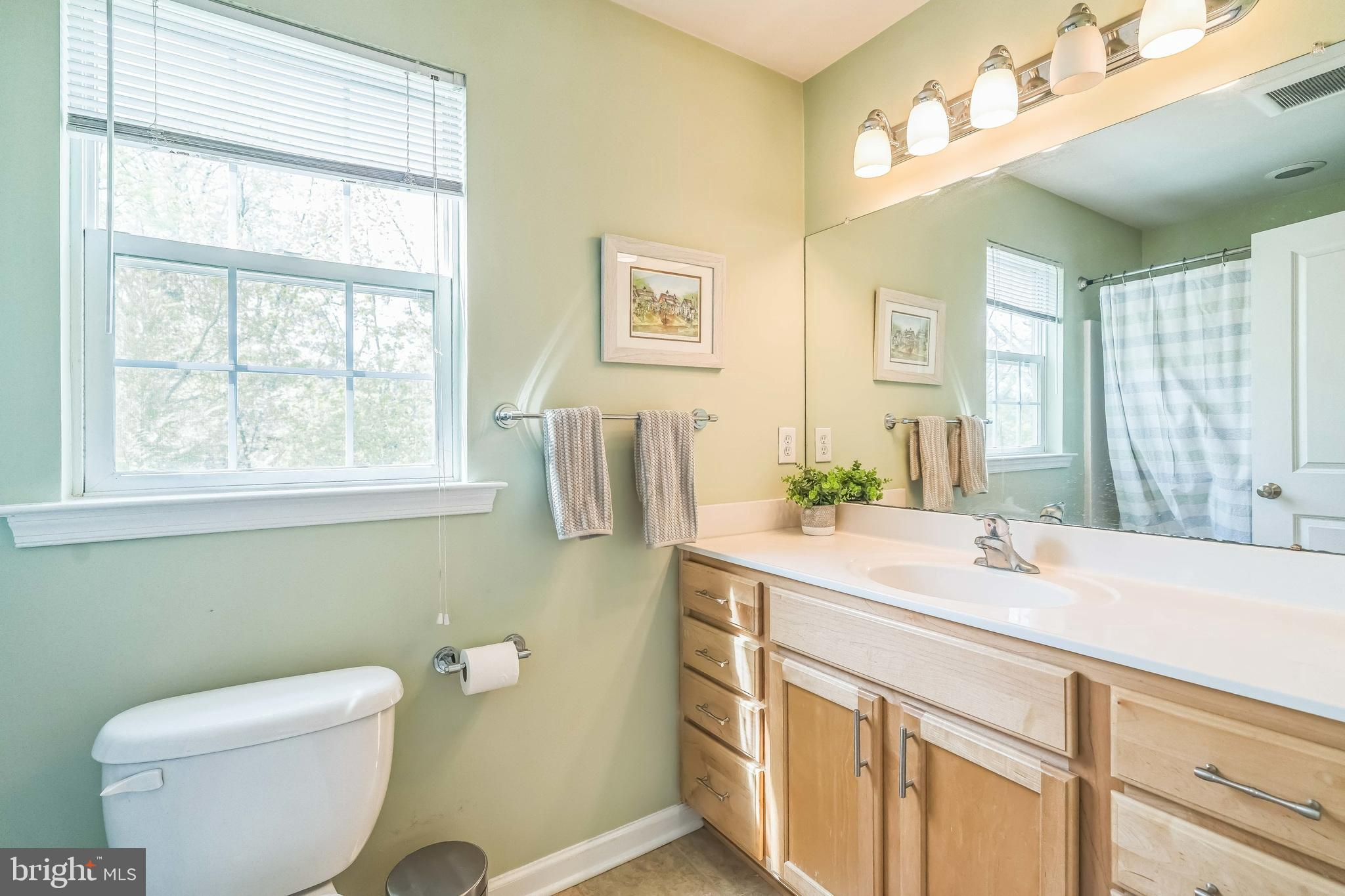 MEADOWBROOK - Residential