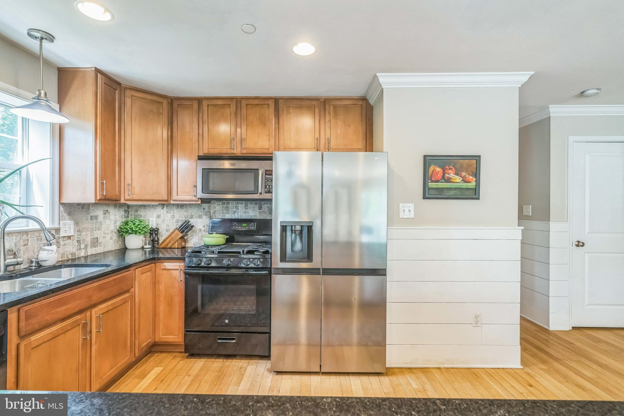 MEADOWBROOK - Residential