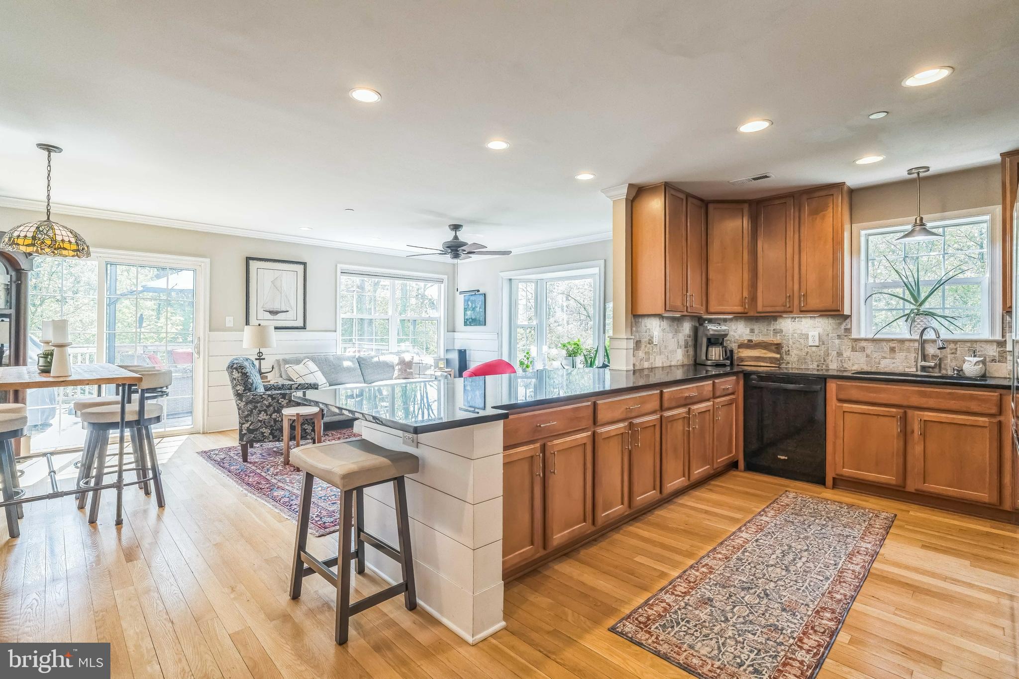 MEADOWBROOK - Residential