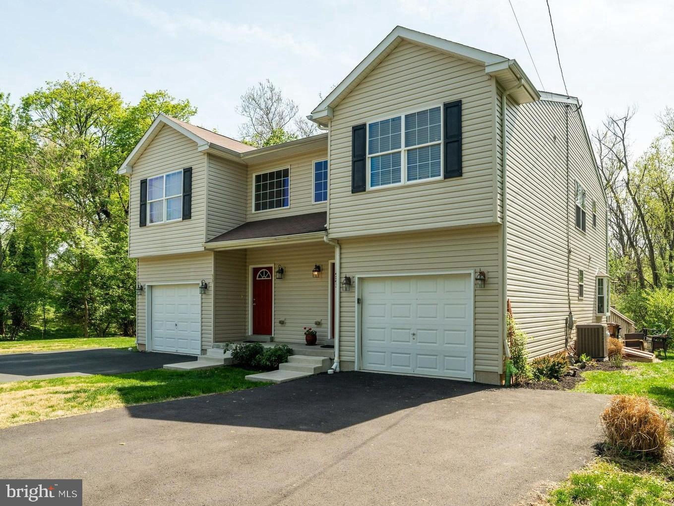 MEADOWBROOK - Residential