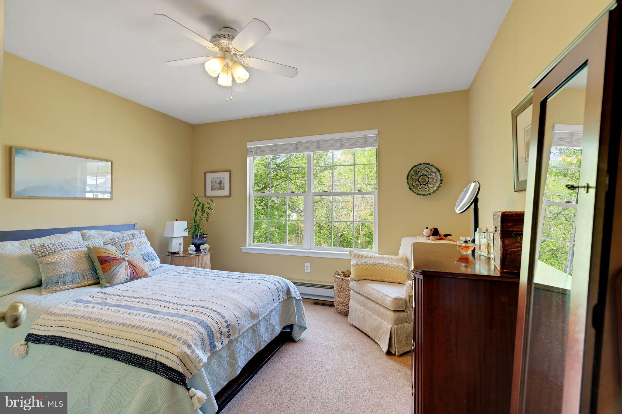 MEADOWBROOK - Residential