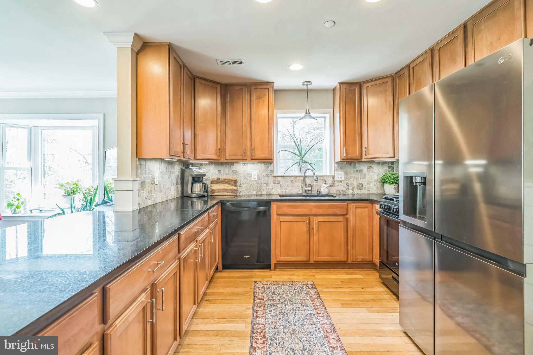 MEADOWBROOK - Residential