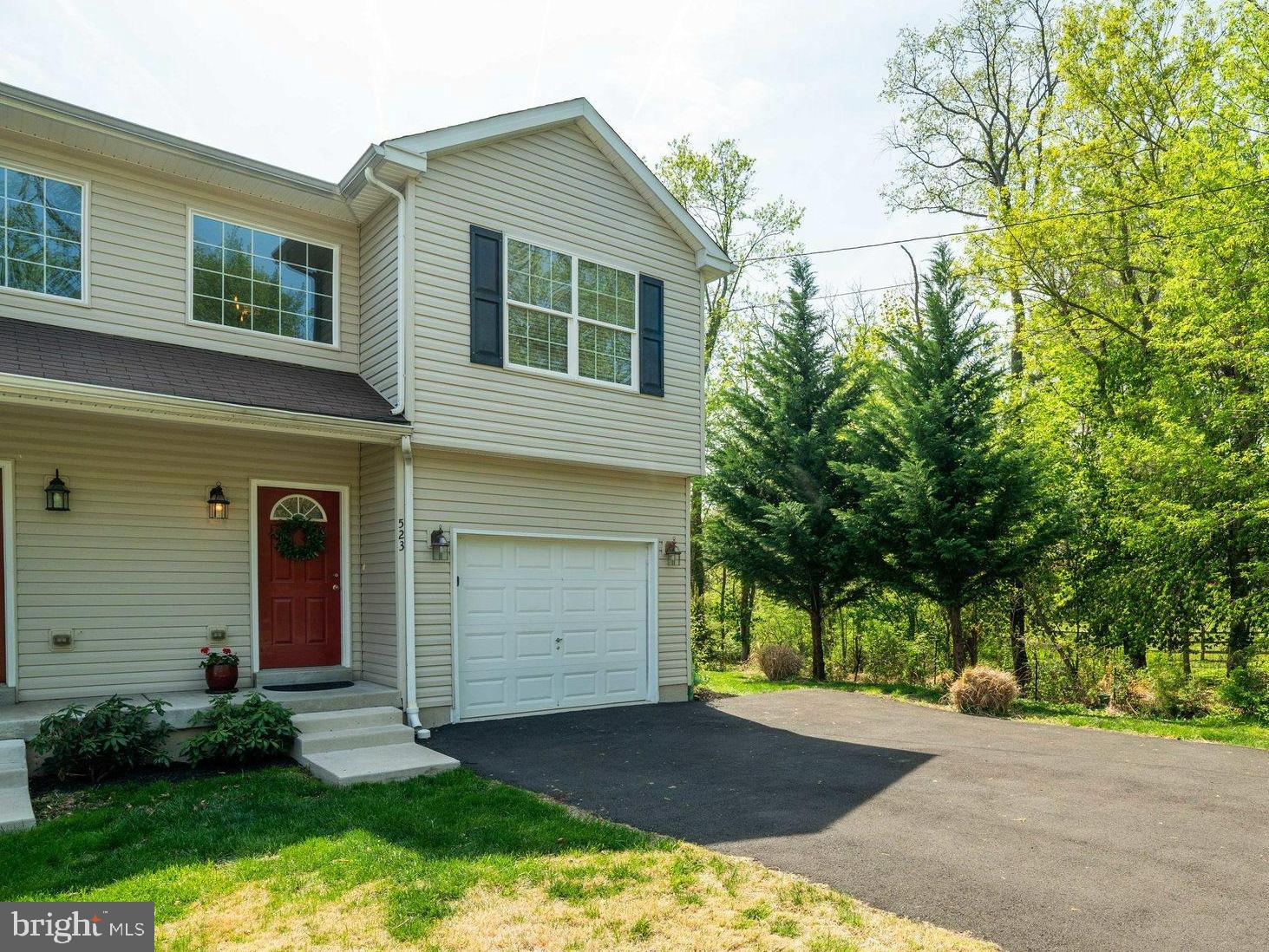 MEADOWBROOK - Residential