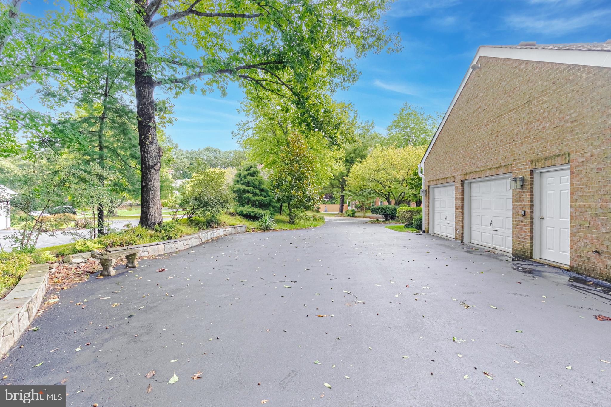 THE PALISADES - Residential