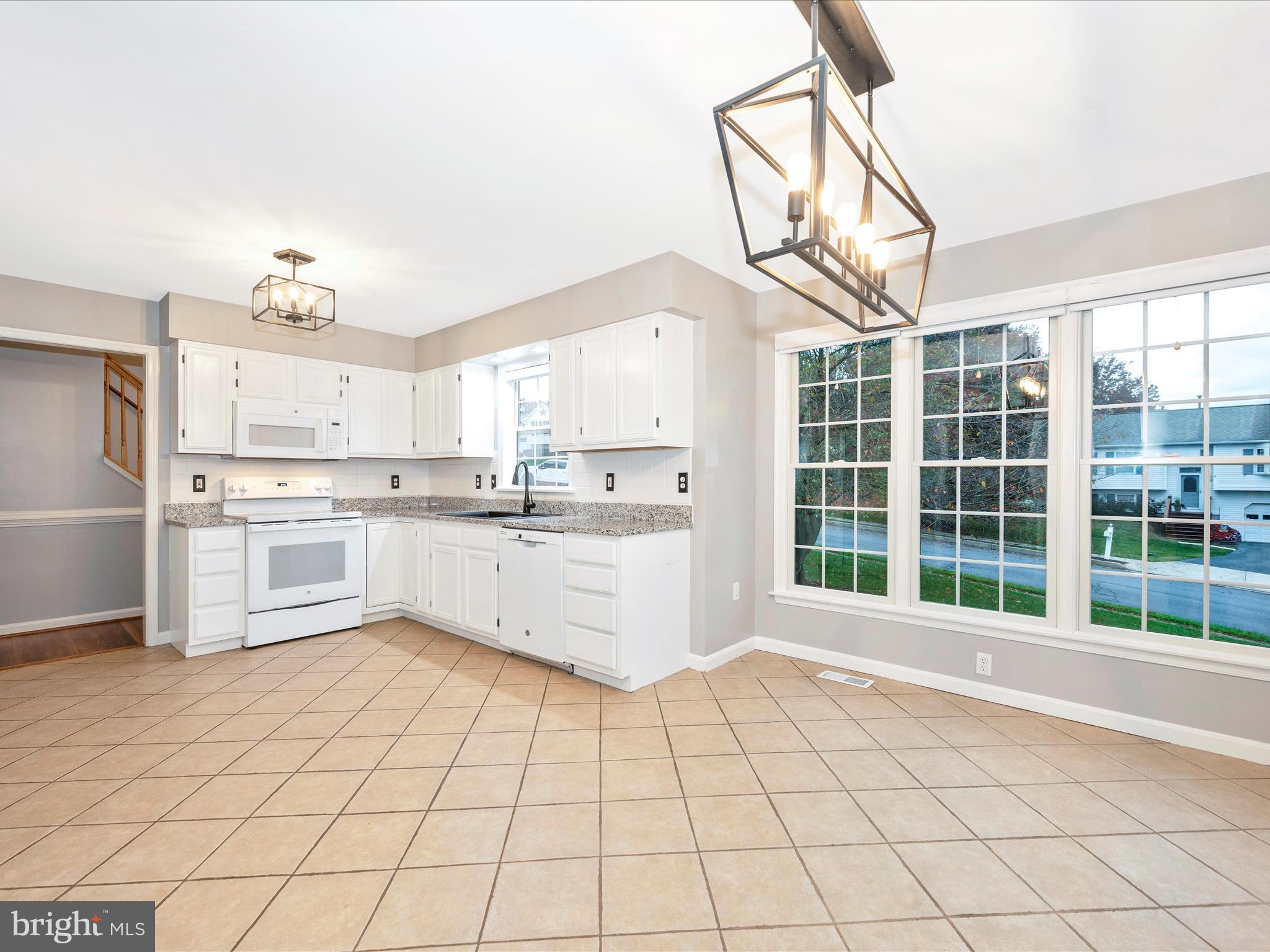 ATLEE RIDGE - Residential