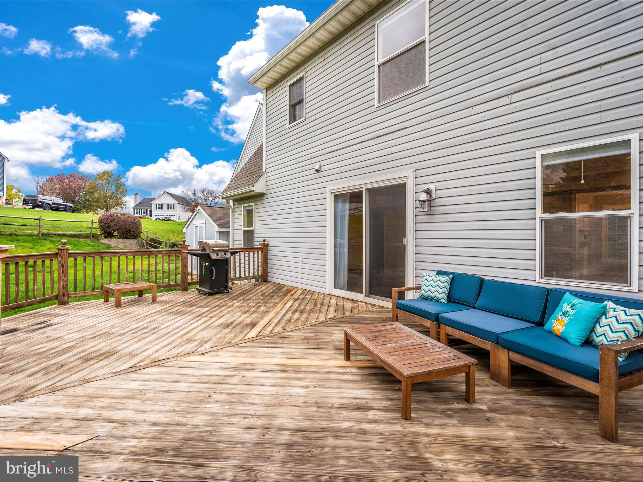 ATLEE RIDGE - Residential