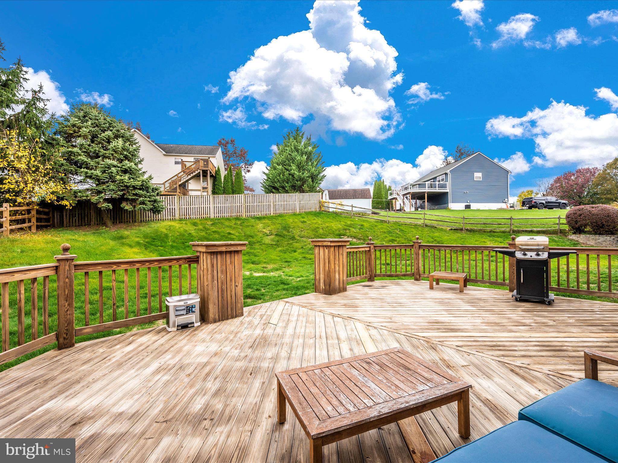 ATLEE RIDGE - Residential