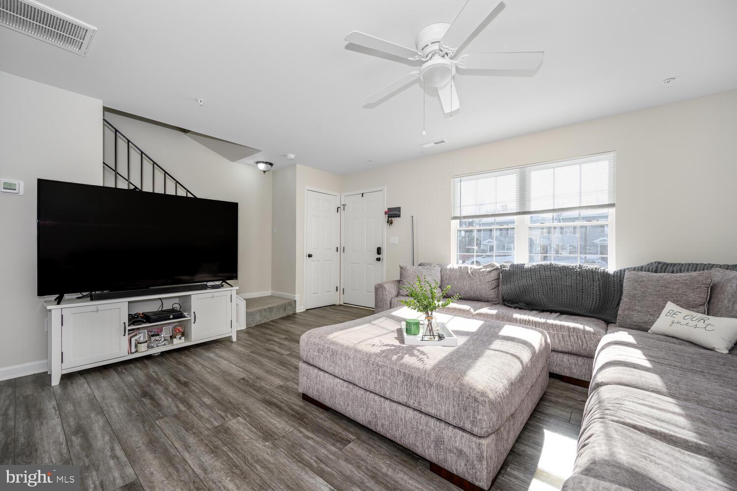 CHESTER ARMS - Residential