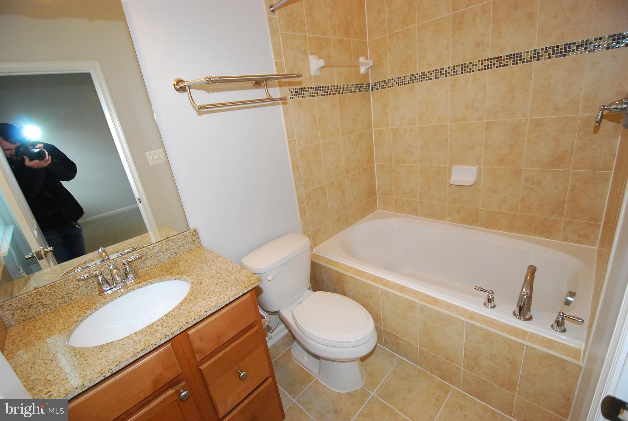 VILLAGES OF URBANA - Residential Lease