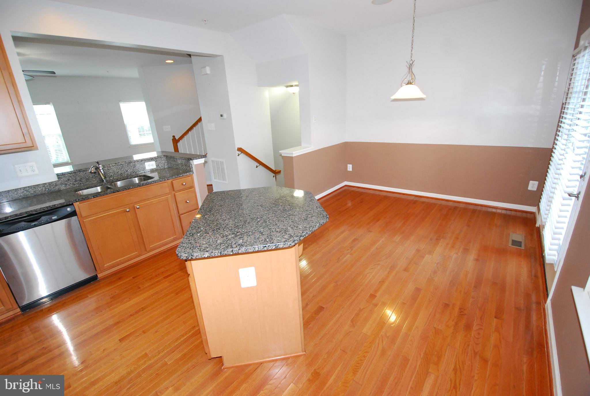 VILLAGES OF URBANA - Residential Lease