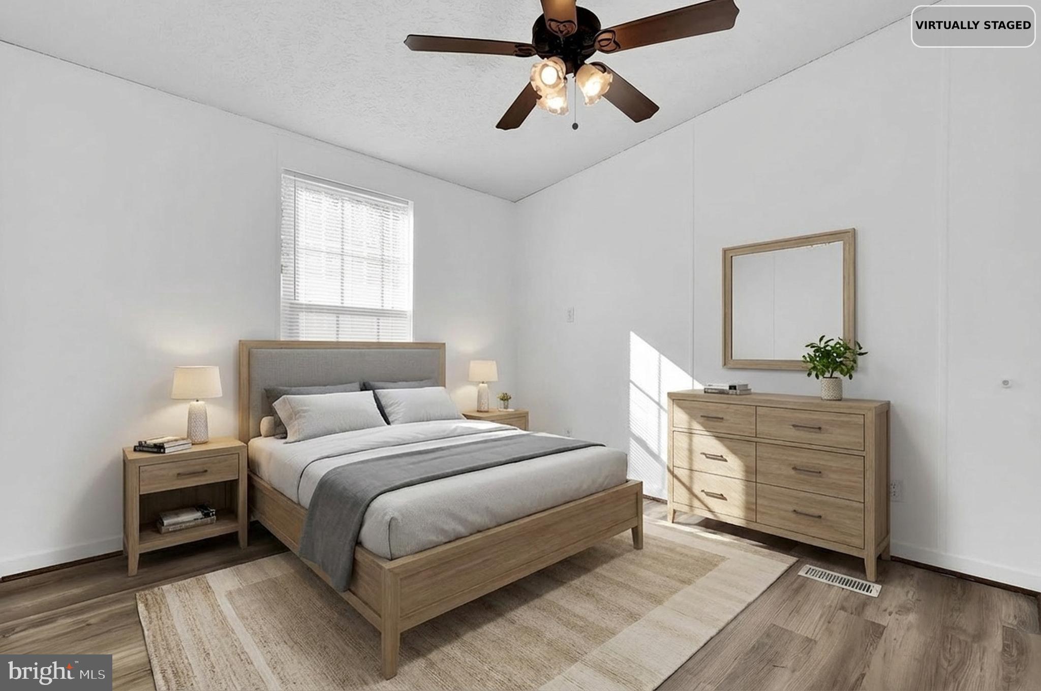 HOLIDAY MOBILE ESTATES - Residential