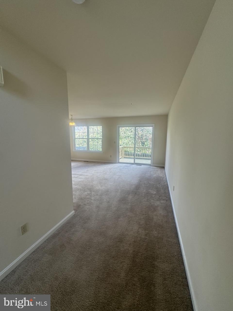 CAPTAINS QUARTER CONDOMINIUM - Residential Lease