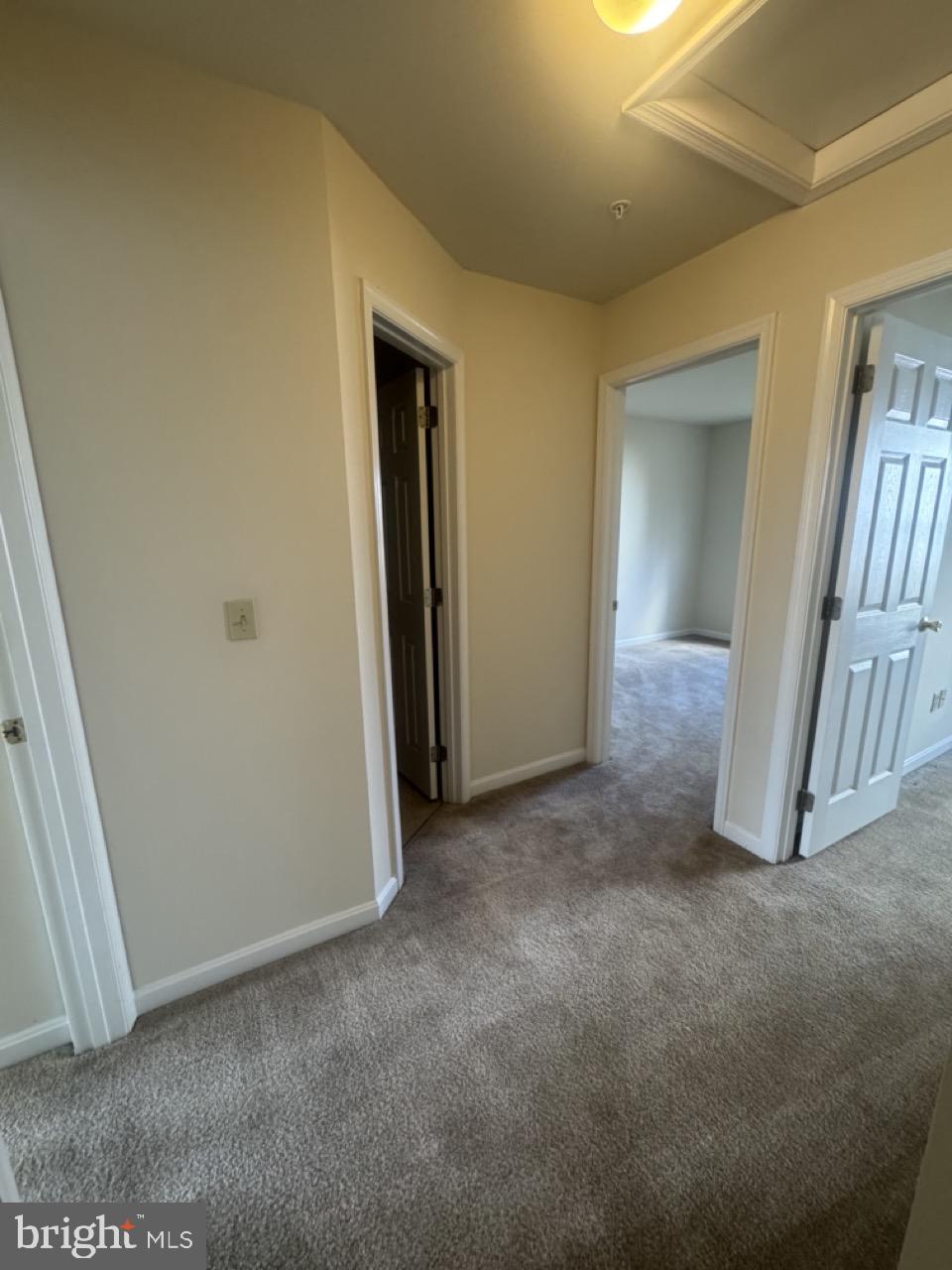 CAPTAINS QUARTER CONDOMINIUM - Residential Lease