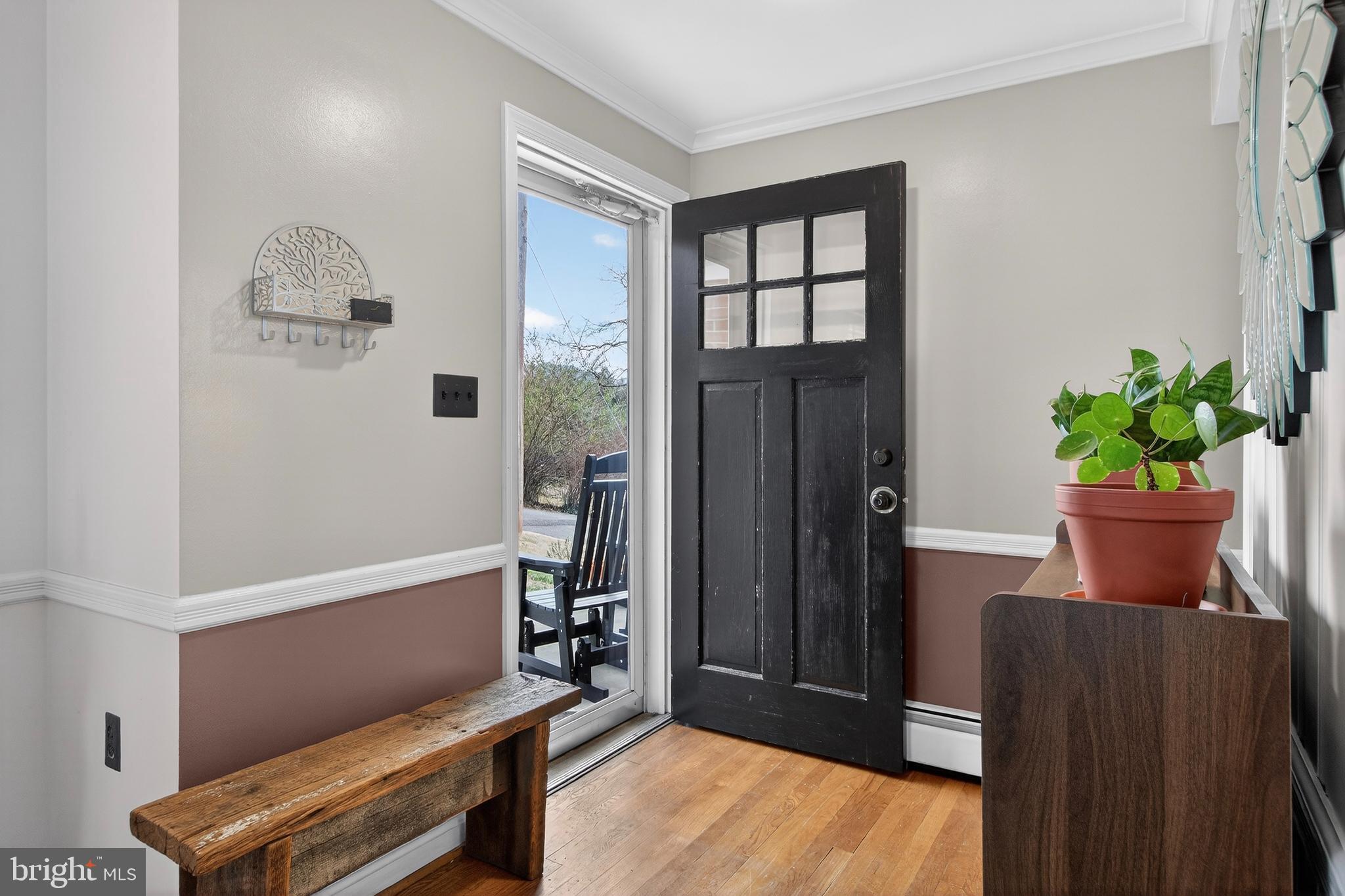 HIGHLAND COURT - Residential