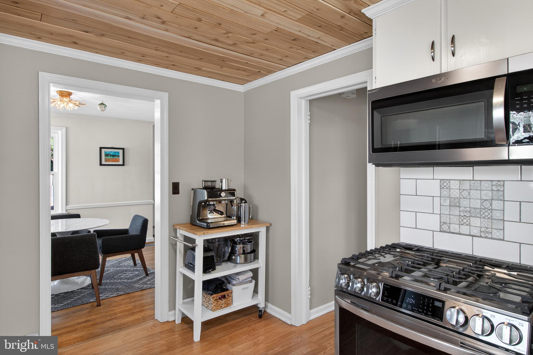 HIGHLAND COURT - Residential