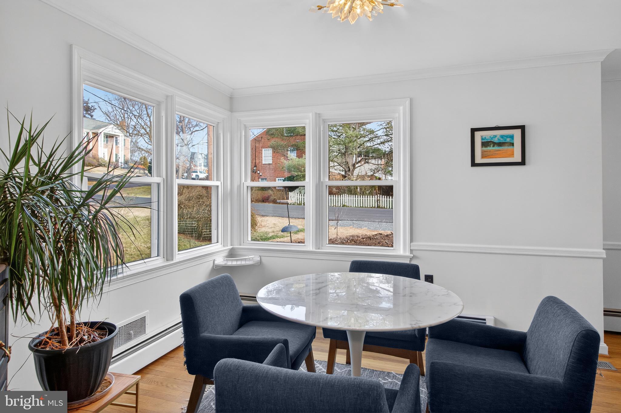 HIGHLAND COURT - Residential