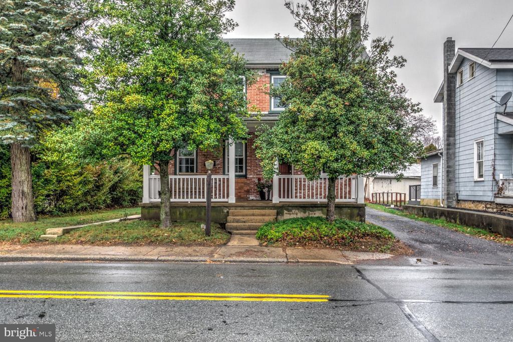 Photo of 100 S Church Street, QUARRYVILLE, PA 17566 (MLS # PALA2061830)