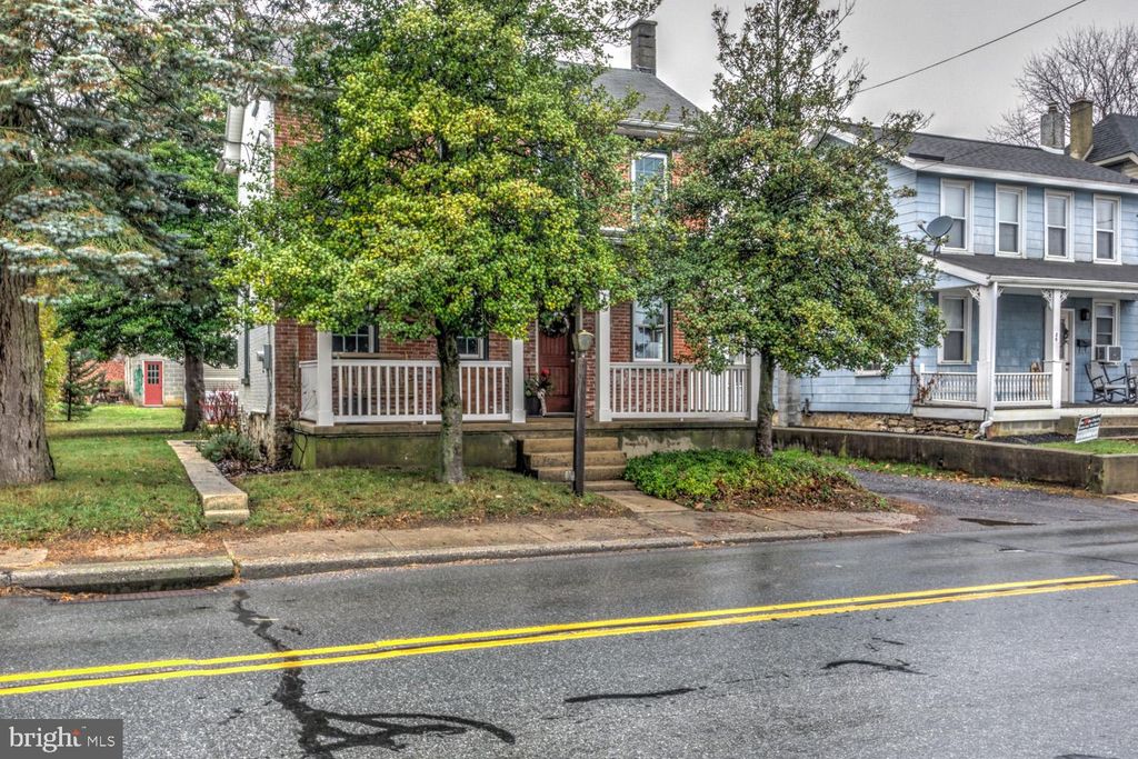 Photo of 100 S Church Street, QUARRYVILLE, PA 17566 (MLS # PALA2061830)