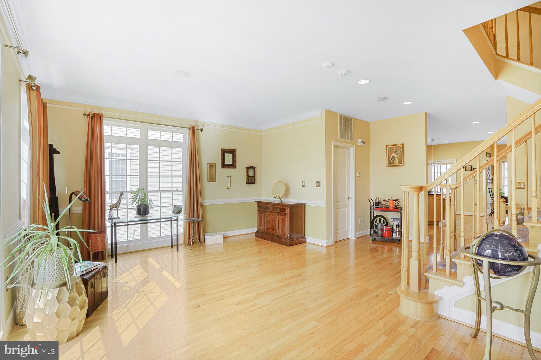 SOUTH VILLAGE - Residential