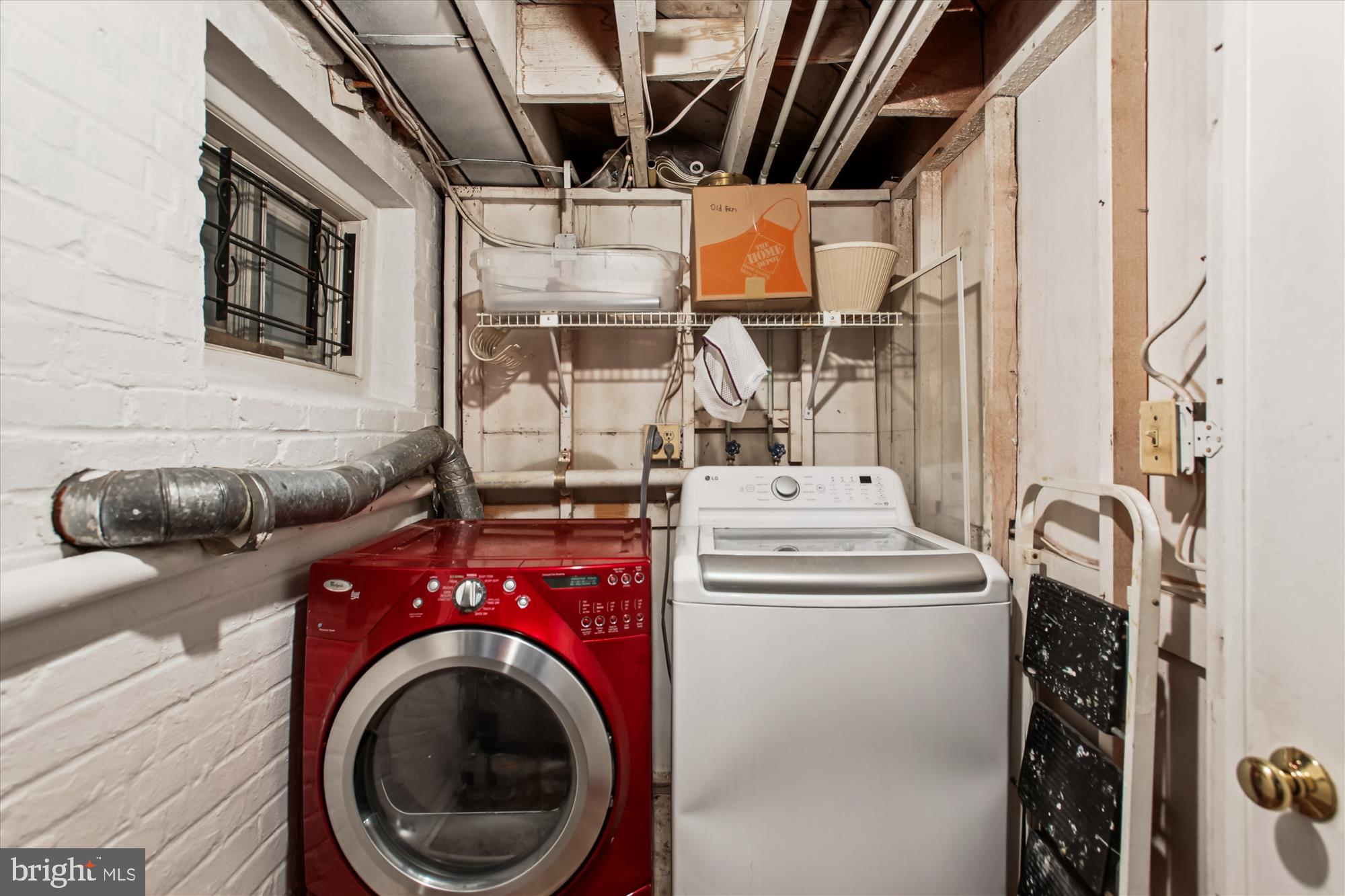 FAIRLINGTON VILLAGES - Residential Lease