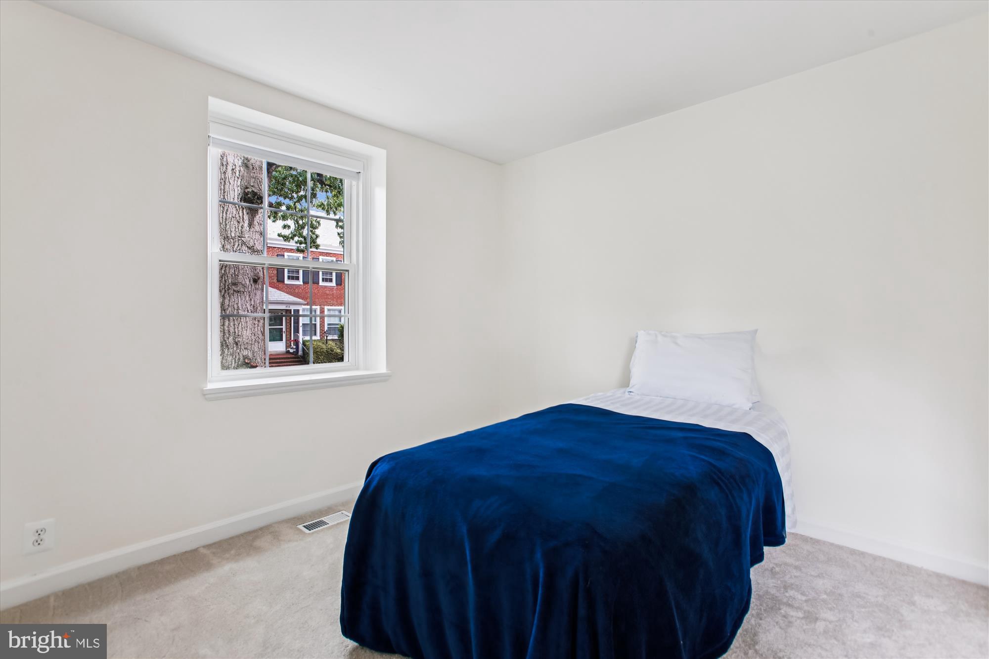 FAIRLINGTON VILLAGES - Residential Lease