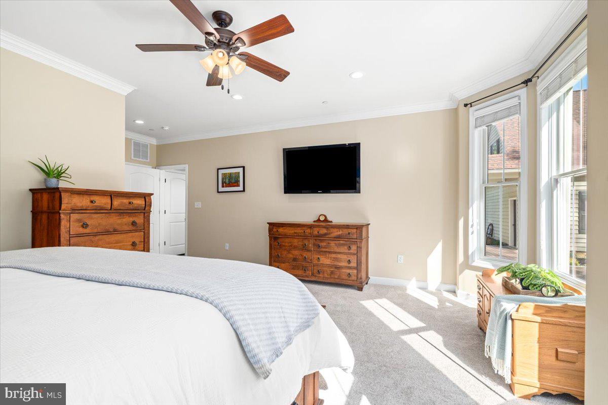 MYERSVILLE - Residential