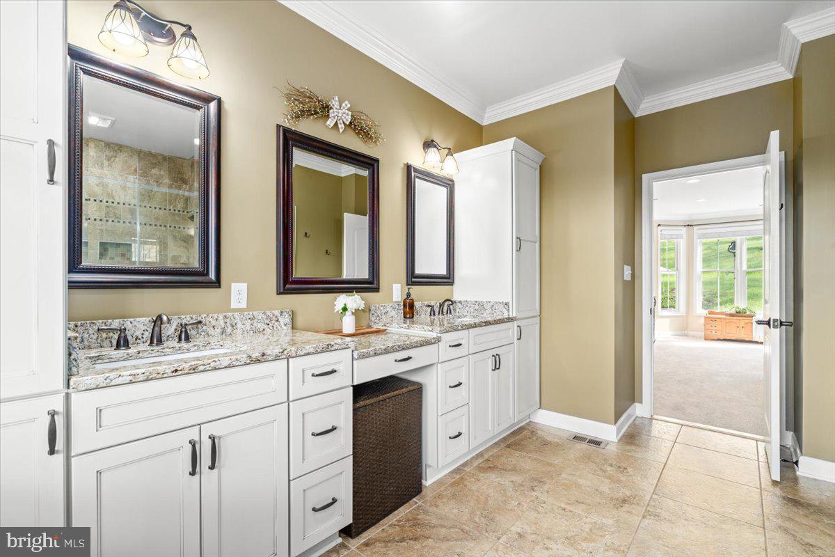 MYERSVILLE - Residential