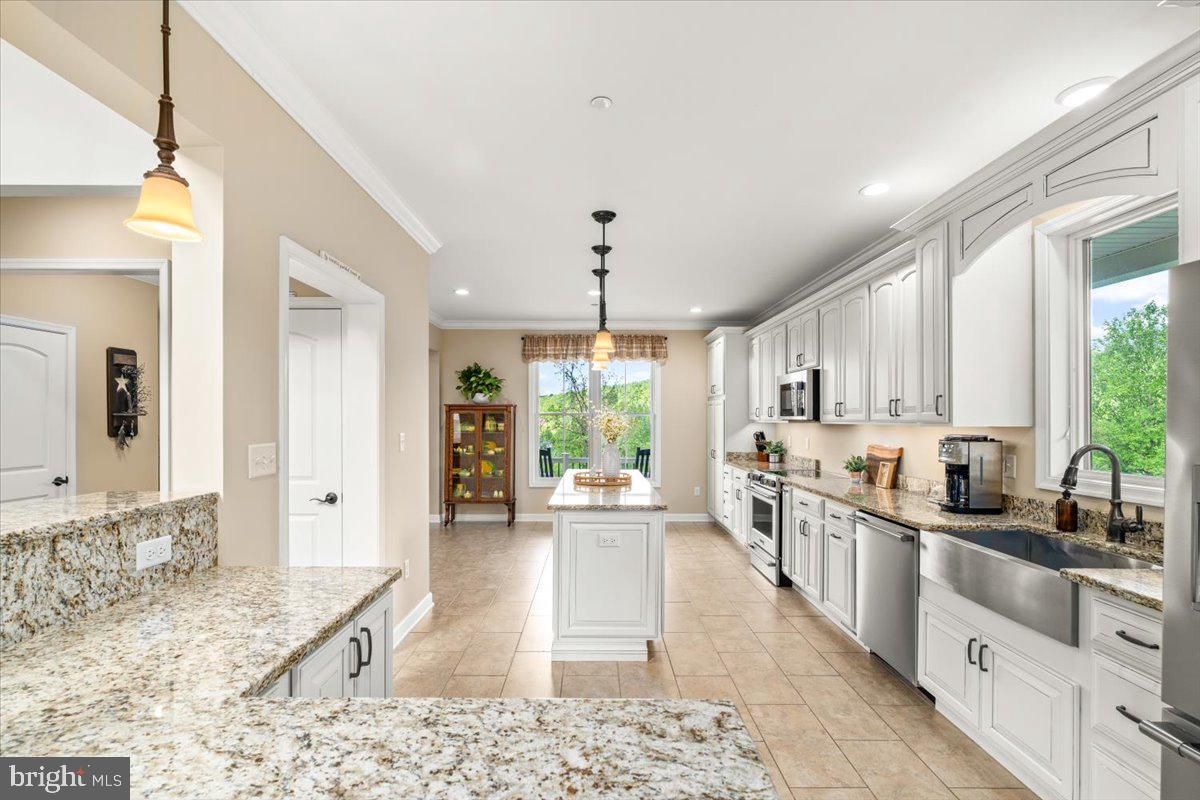 MYERSVILLE - Residential