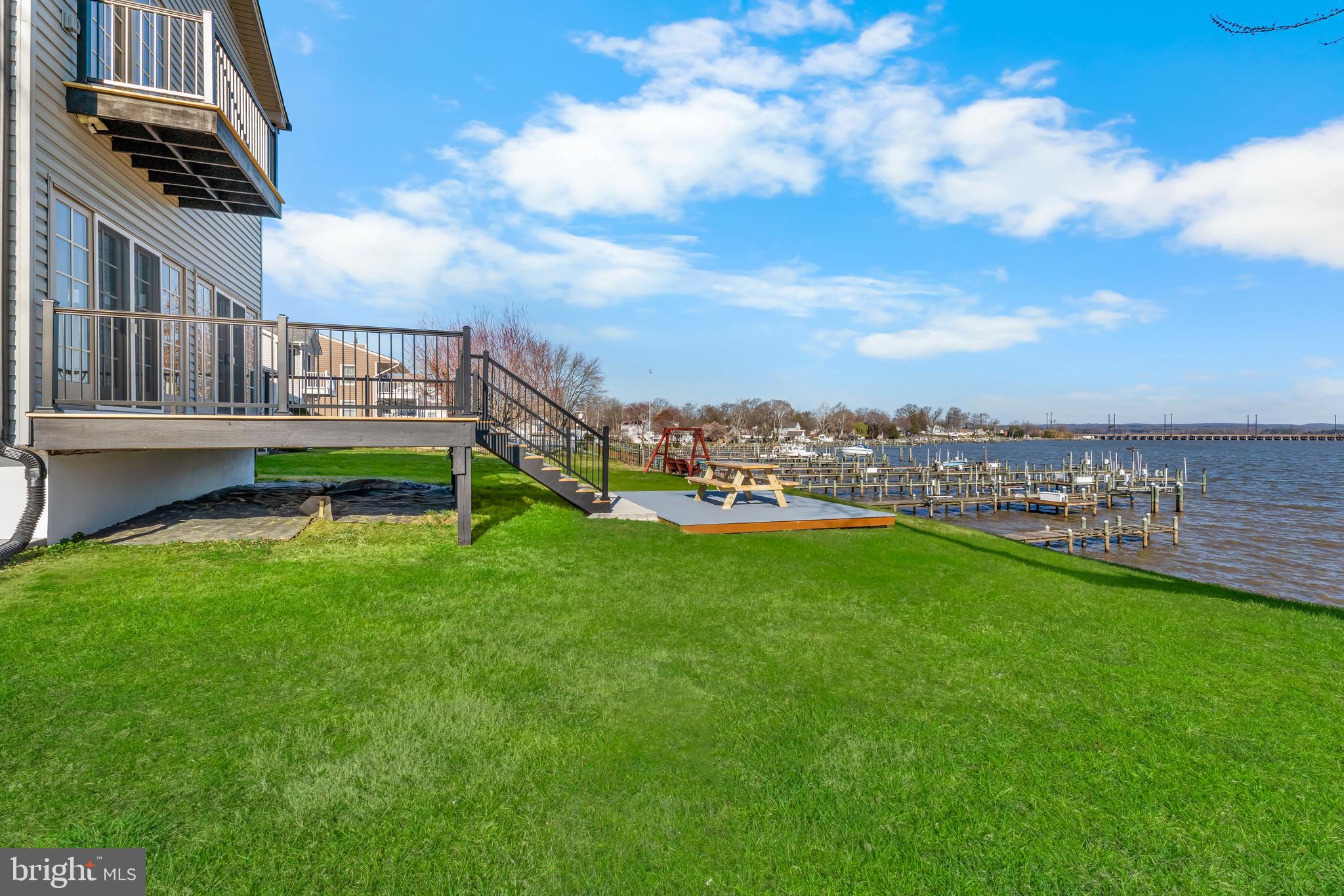 OLIVER BEACH - Residential