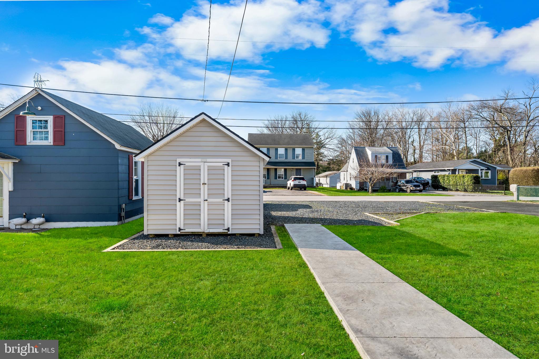 OLIVER BEACH - Residential
