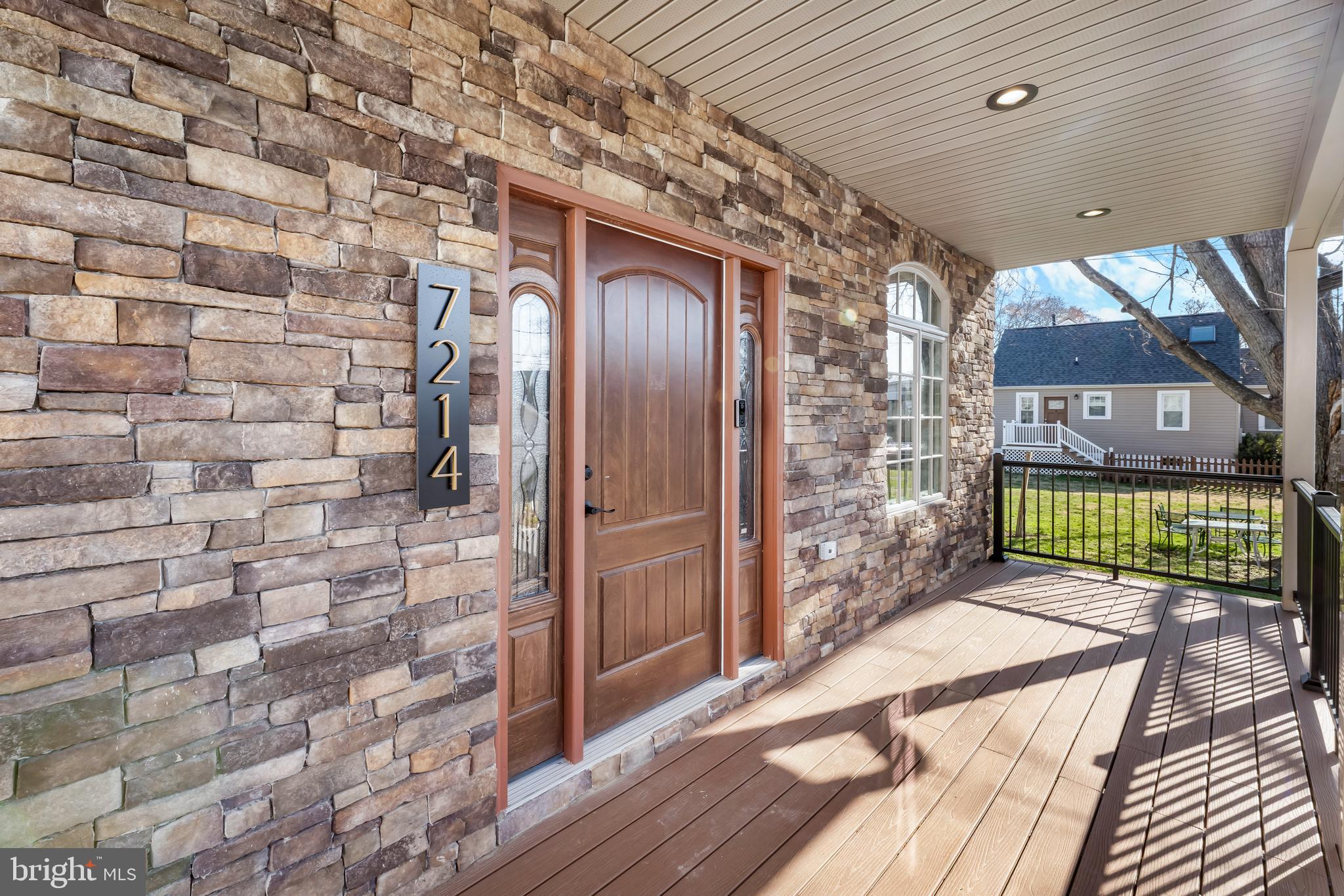 OLIVER BEACH - Residential