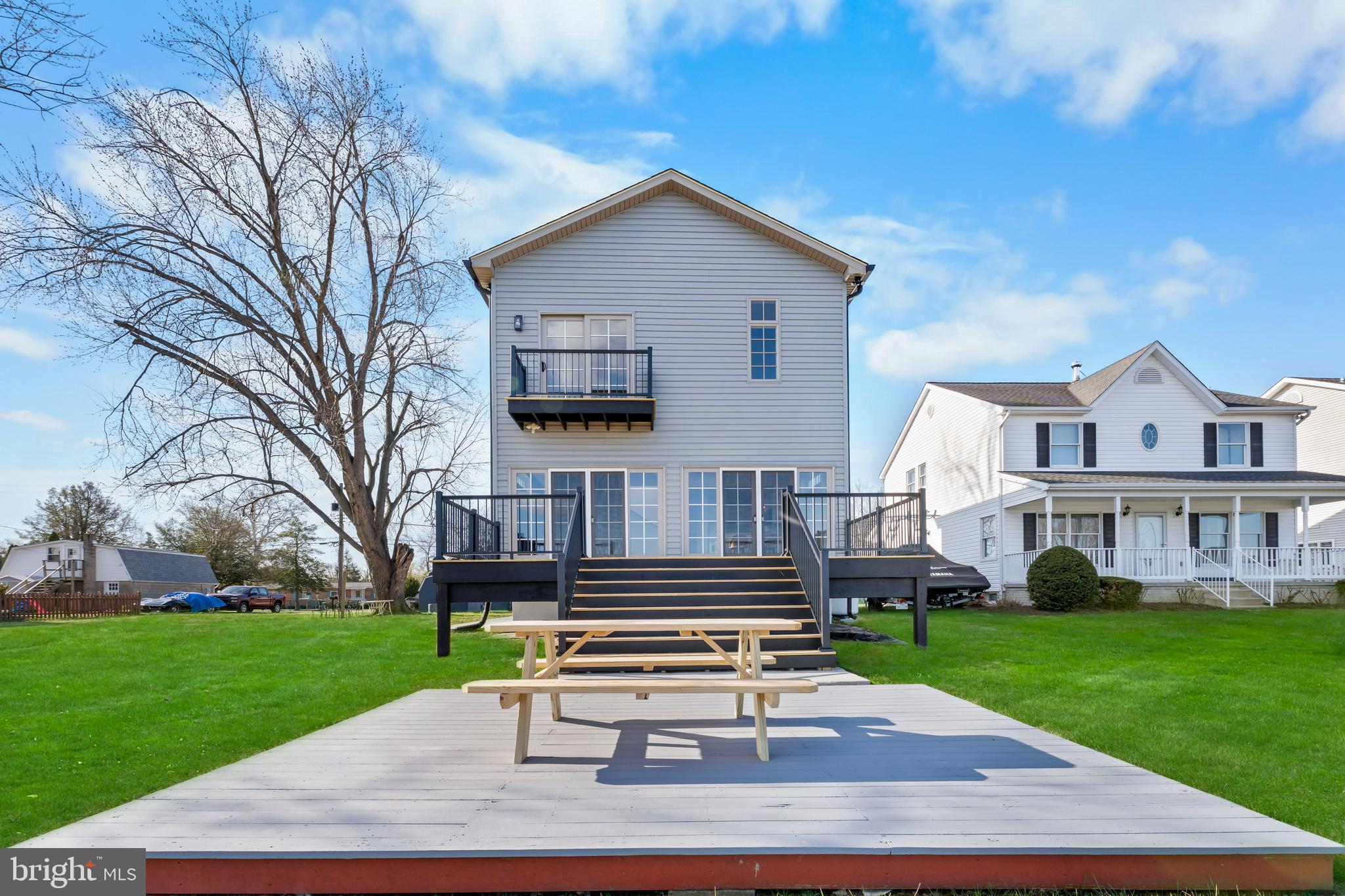 OLIVER BEACH - Residential
