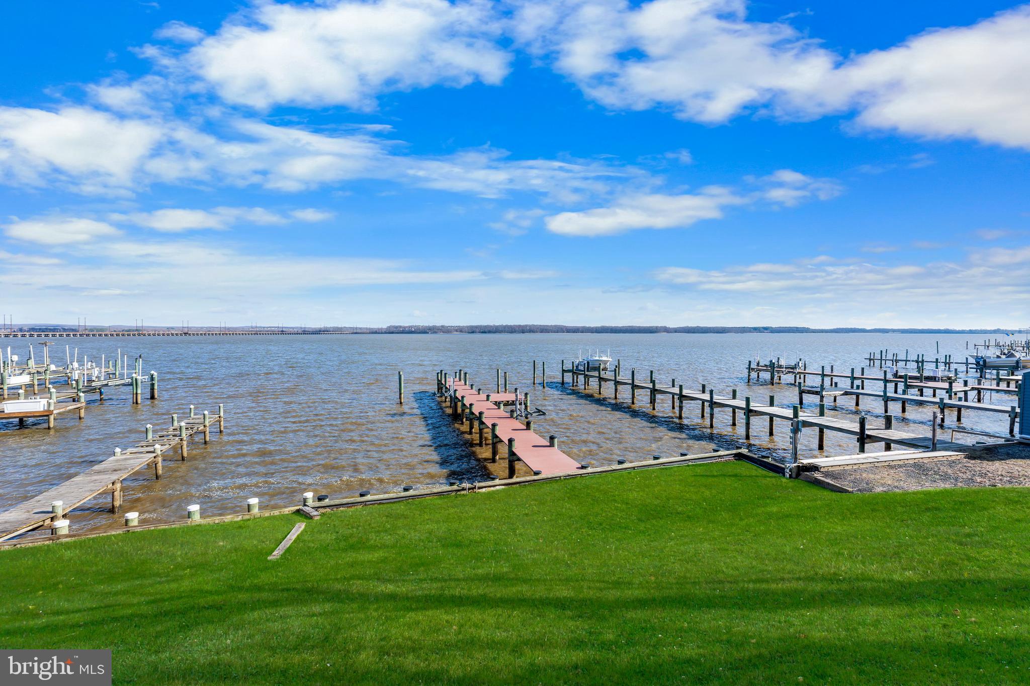 OLIVER BEACH - Residential
