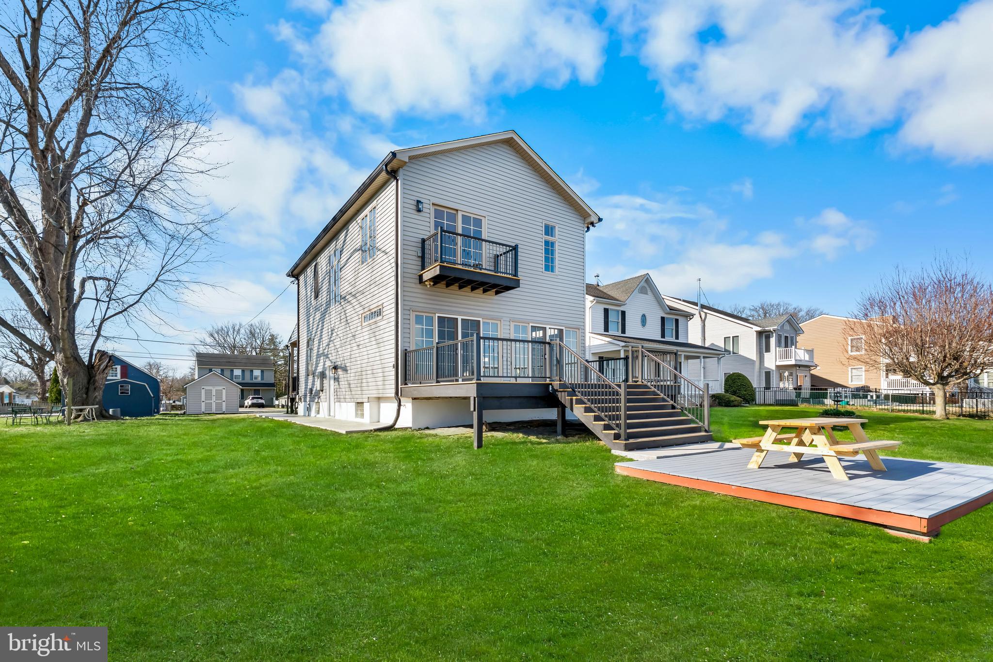 OLIVER BEACH - Residential