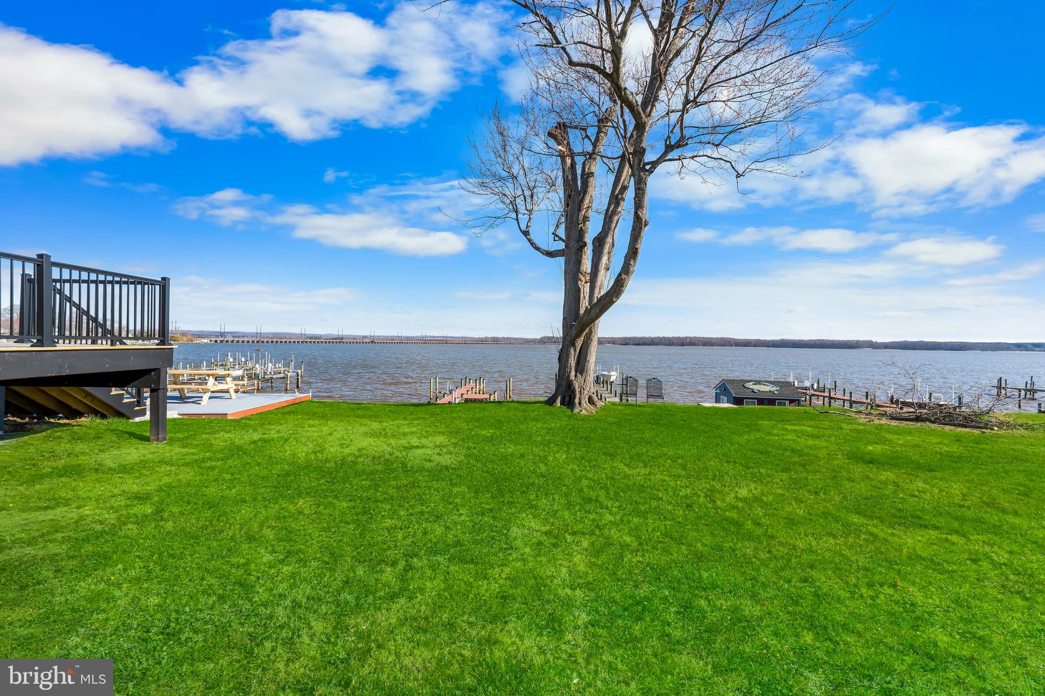 OLIVER BEACH - Residential